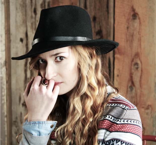 J - Katie Sykes (Model: Hysen Sisco)